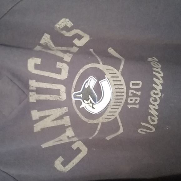 Canucks zip up sweater - 2 for 1 - Picture 3 of 3
